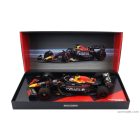 Minichamps RED BULL F1 RB19 TEAM ORACLE RED BULL RACING N 1 WORLD CHAMPION WINNER BAHRAIN GP WITH PIT BOARD 2023 MAX VERSTAPPEN