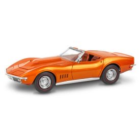 Revell Chevrolet Corvette L-88 Roadster (1968) makett