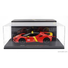   Burago FERRARI SF90 STRADALE HYBRID 1000hp N 50 24h LE MANS LIVERY - CON VETRINA - WITH SHOWCASE