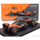 Burago McLAREN F1 MCL38 TEAM MCLAREN N 81 SEASON 2024 OSCAR PIASTRI - WITH PILOT AND SHOWCASE