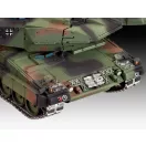 Revell - Leopard 2A6/A6M harcjármű makett