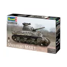 Revell - Sherman M4A1 harcjármű makett