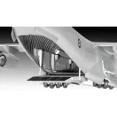 Revell - Boeing C-17A Globemaster III repülő makett