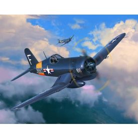 Revell F4U-4 Corsair makett