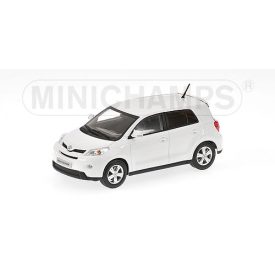 Minichamps TOYOTA URBAN CRUISER - 2009 - WHITE
