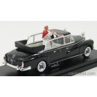 RIO MODELS MERCEDES BENZ 300 D LIMOUSINE 1960 - WITH FIGURE POPE - PAPA GIOVANNI XXIII