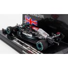 Minichamps MERCEDES F1 W12 MERCEDES M12 EQ POWER+ TEAM AMG PETRONAS MOTORSPORT FORMULA ONE N 44 WINNER BRITISH SILVERSTONE GP WITH FLAG 2021 LEWIS HAMILTON