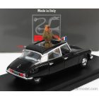 RIO MODELS CITROEN DS19 CABRIOLET WITH GENERAL DE GAULLE AND DRIVER FIGURE 1960