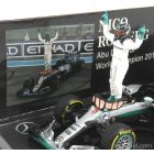 Minichamps MERCEDES F1 W07 HYBRID AMG PETRONAS N 6 WITH FIGURE NICO ROSBERG 2016 WORLD CHAMPION