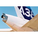 Revell - Airbus A380 "New Livery" repülő makett