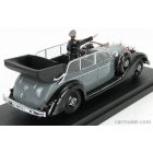 RIO MODELS MERCEDES BENZ 770K CABRIOLET OPEN 1942 WITH HITLER AND DRIVER FIGURES