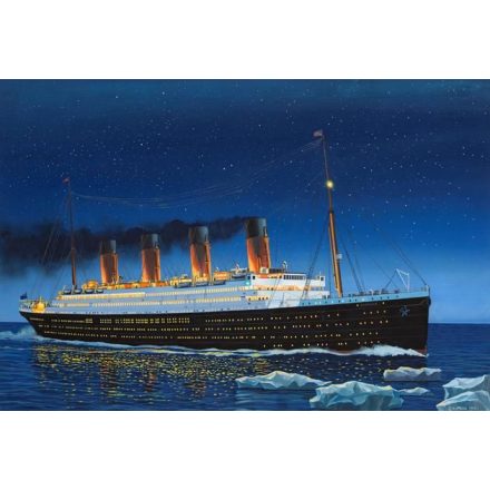 Revell R.M.S. TITANIC makett
