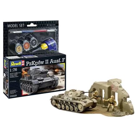 Revell Pz.Kpfw. II Ausf. F Model Set makett