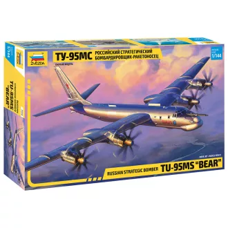 Zvezda Tu-95MS "Bear" makett