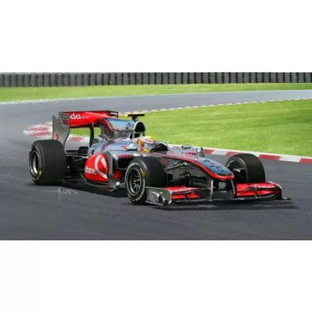 Revell Vodafone McLaren Mercedes MP4-25 (L. Hamilton) makett