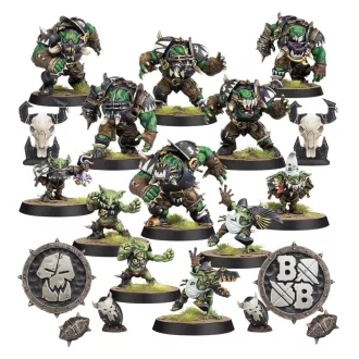   Games Workshop - Black Orc Blood Bowl Team: The Thunder Valley Greenskins