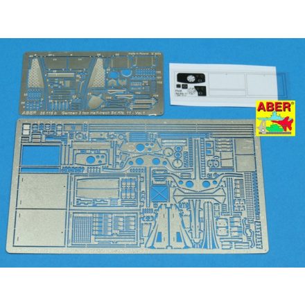 Aber Sd.Kfz.11 3 Ton 1/2 Track basic set (AFV Club)