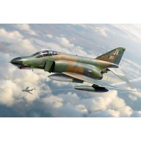 Academy McDonnell F-4E Phantom II Vietnam War makett