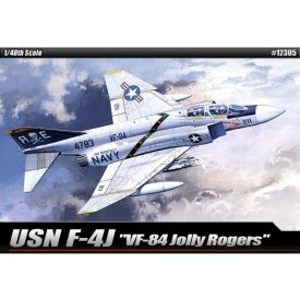 Academy McDonnell F-4J Phantom VF-84 Jolly Rogers makett