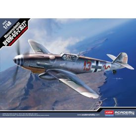Academy Messerschmitt Bf-109G-6/G-2 "JG 27" makett