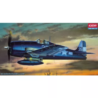 Academy Grumman F6F-3/5 Hellcat makett