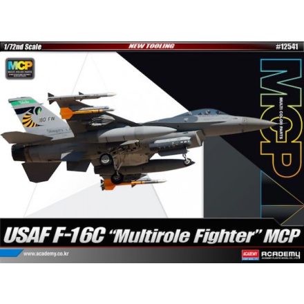 Academy F-16C USAF Multirole Fighter MCP makett
