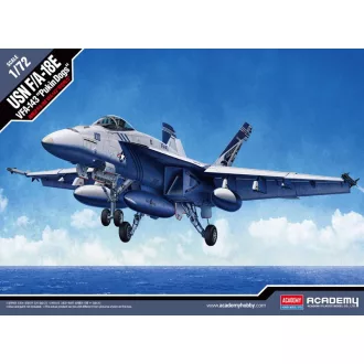   Academy F/A-18E Super Hornet USN VFA-143 "Pukin' Dogs" makett