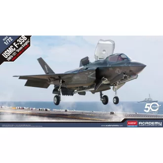   Academy USMC F-35B Lightning II VMFA-121 Green Knights makett