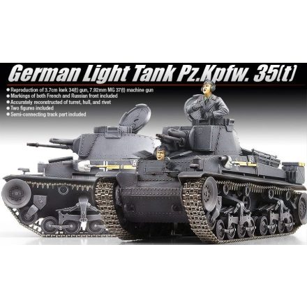 Academy German Light Tank Pz.Kpfw. 35(t) makett