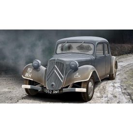 Ace Model Staff Car Traction Avant 11CV makett