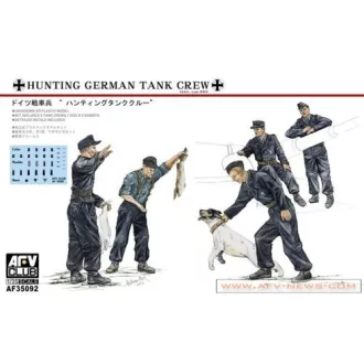   AFV Club Hunting German Tank Crew-5 Figures w/dog – katonai figurakészlet