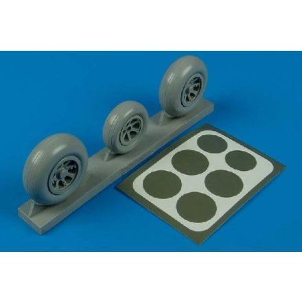 Aires Lockheed P-38L-5-L0 lightning wheels and paint masks (Trumpeter)