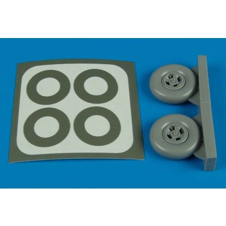 Aires Supermarine Spitfire Mk.IX wheels and paint masks (Tamiya)