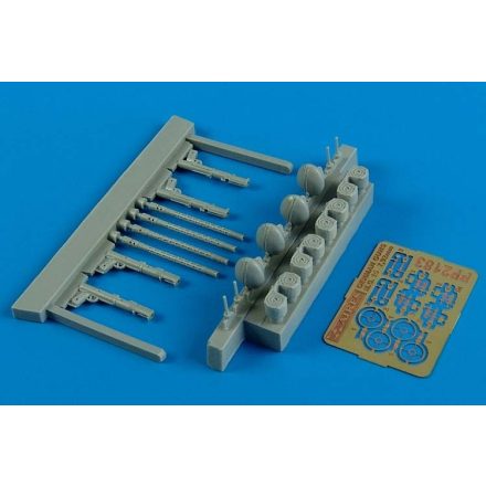 Aires M.G. 15 German guns