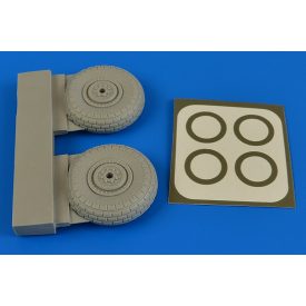 Aires Ilyushin Il-2M3 wheels & paint masks (Hobby Boss)