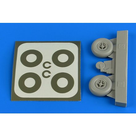 Aires Bucker Bu 131B/Bu-131D open main and tail wheels & paint masks (ICM)