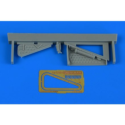 Aires Fw 190D inspection panel (HASEGAWA)