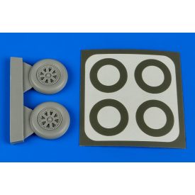 Aires Vought F4U-5 Corsair wheels & paint masks (Hobby Boss)