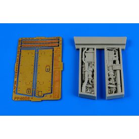   Aires McDonnell F-4J Phantom II electronic bay - late version (Academy)