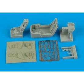  Aires McDonnell-Douglas AV-8B Harrier Plus Harrier II (Hasegawa)