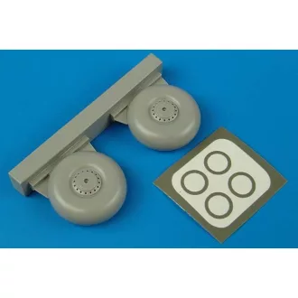   Aires Lancaster wheels & paint masks for Revell kit kerék készlet