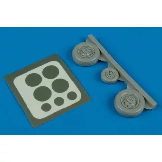   Aires F-105 Thunderchief wheels & paint masks kerék készlet