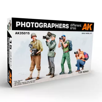   AK Interactive - Photographers (DIFFERENT ERAS) 1/35. figura makett