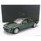 ALMOST-REAL JAGUAR XJ6 (X350) 2003