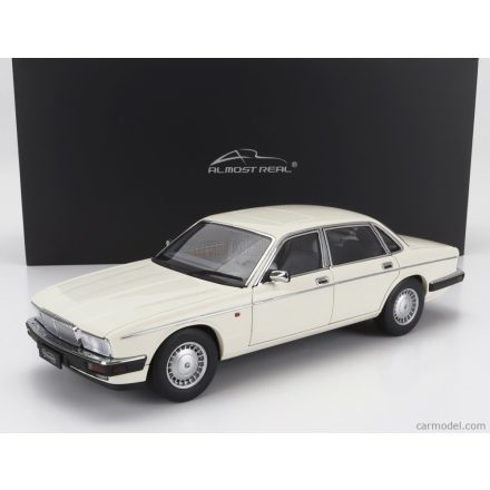 ALMOST-REAL JAGUAR DAIMLER XJ6 (XJ40) 1986