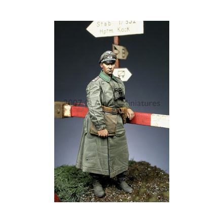 Alpine Miniatures WW2 German Officer #1