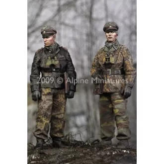 Alpine Miniatures LAH Officers Ardennes Set (2 figs)