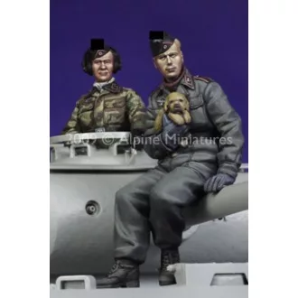 Alpine Miniatures German Panzer Crew Set (2 figs)