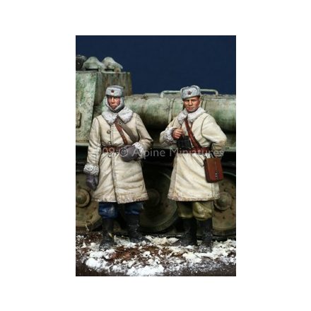 Alpine Miniatures WW2 Russian AFV Crew Set (2 figs)