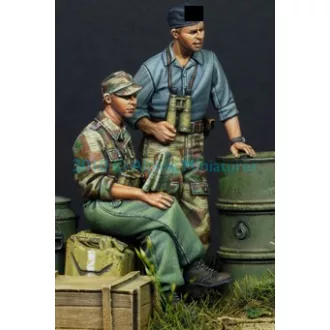 Alpine Miniatures Panzer Crew Summer Set (2 figs)